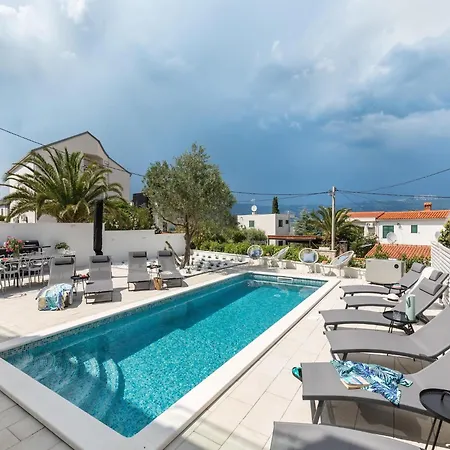 Sea View In Slatine With Terrace Trogir