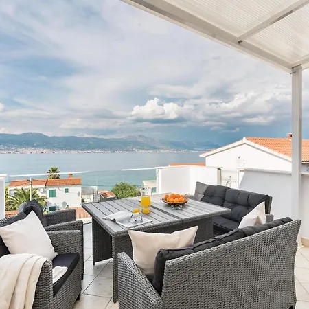 Lejlighed Sea View In Slatine With Terrace *