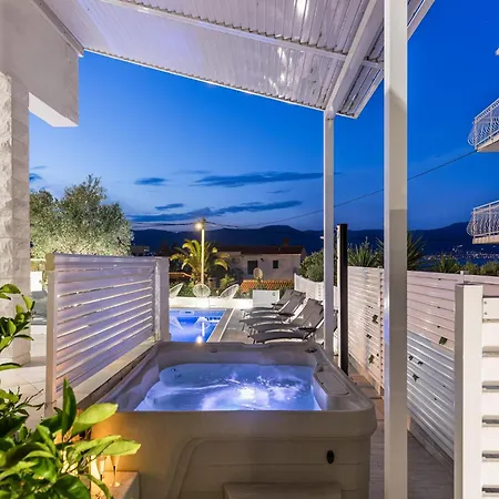 Sea View In Slatine With Terrace Apartmán Trogir